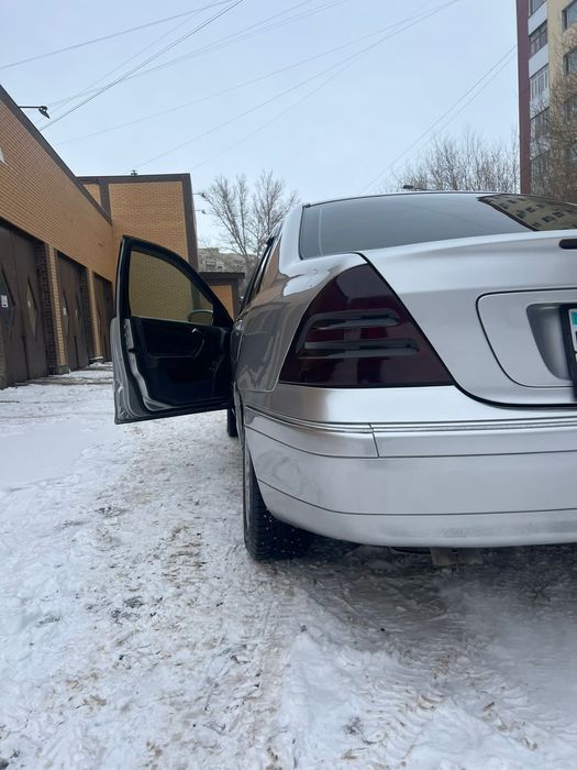 Мерседес. С 203  Объем 2 Компрессор