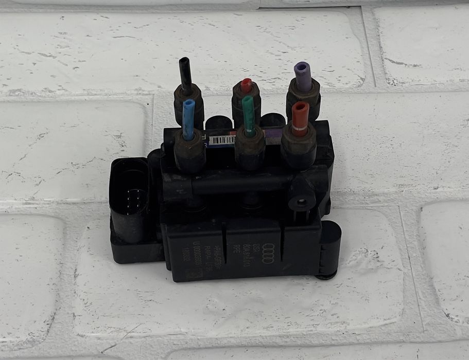 Разпределител клапан въздушно окачване AUDI Q5 SQ5 80A616013