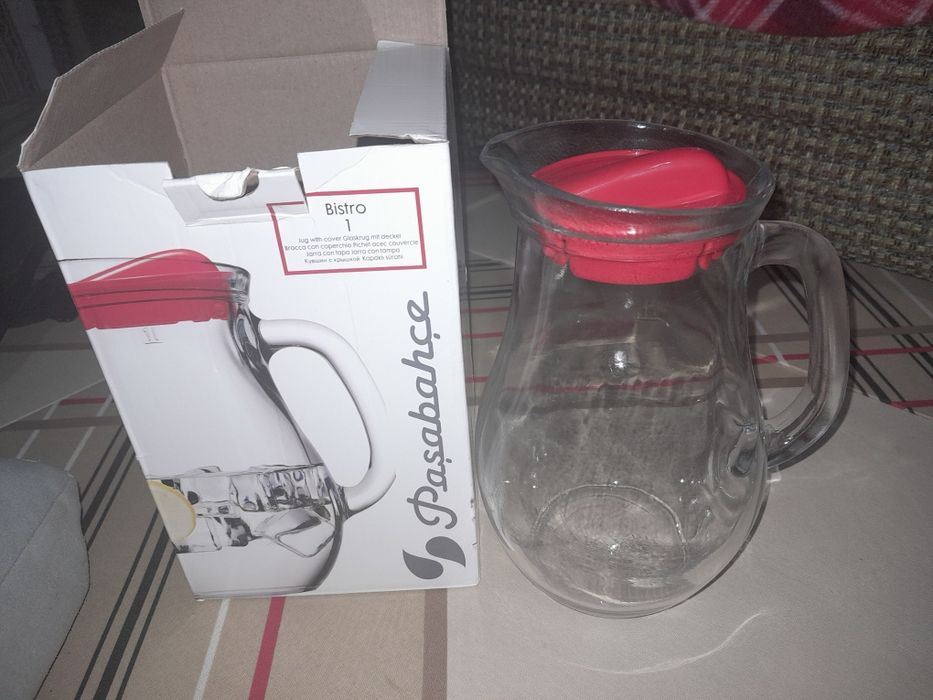 Продам кувшин 1л