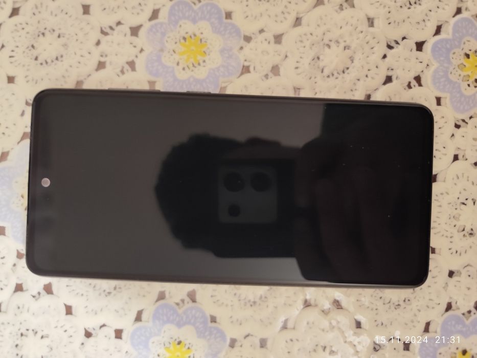 Телефон Samsung A52