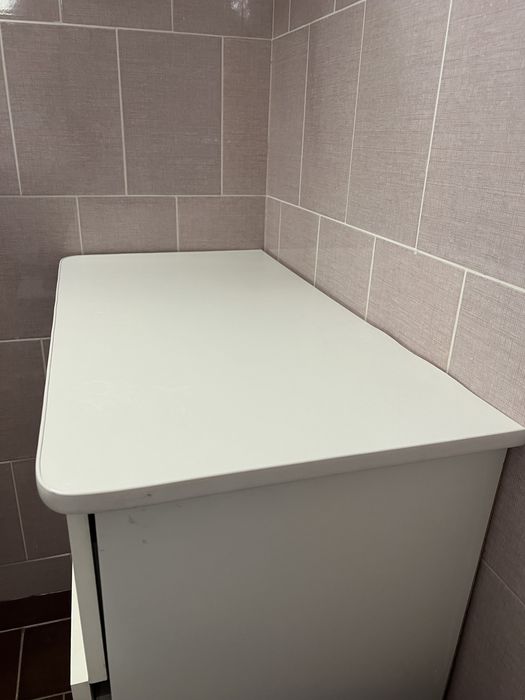 Продам комод материал в светлом оттенке