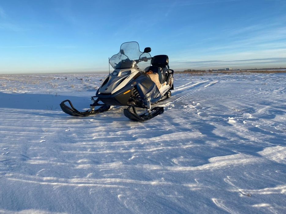 Продам снегоход.
