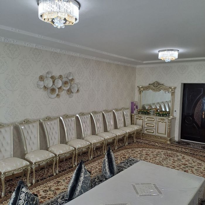 Uchqahramon arinter. Chala qozo ichkari emas yaxshi joy.6 sotx