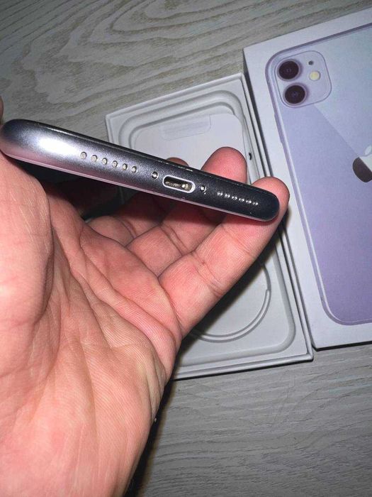 iPhone 11 128GB 90% purple