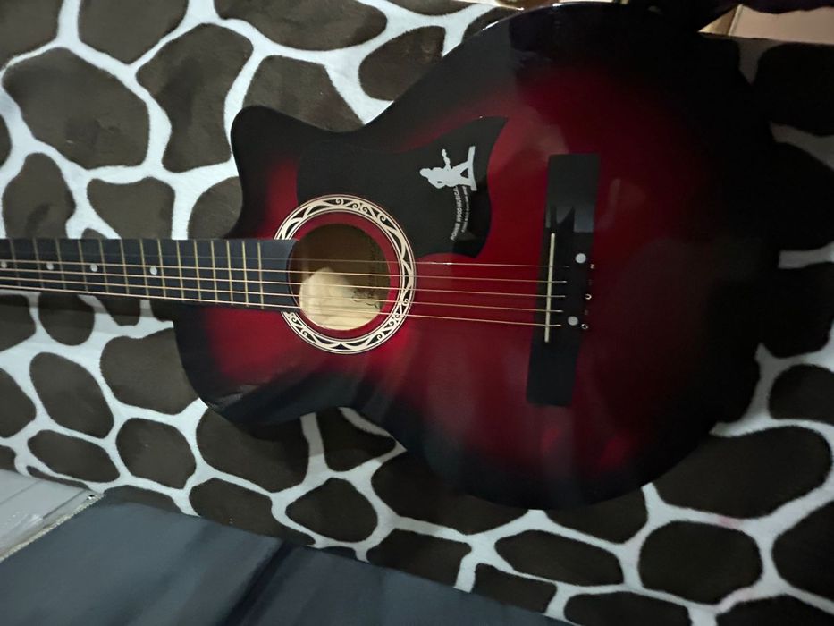 Гитара акустическая Ronnie Wood