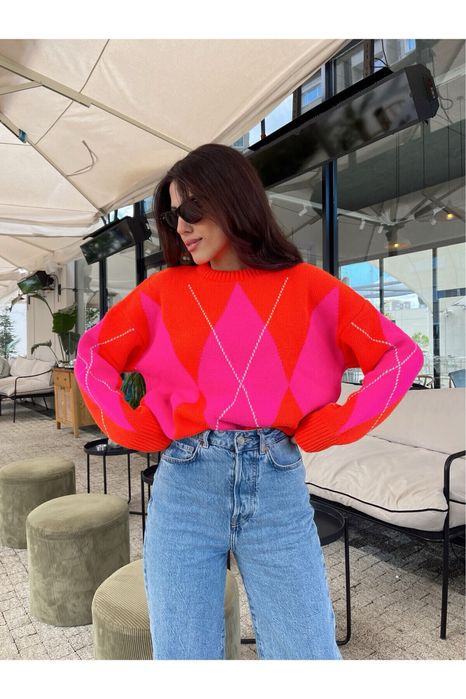 Дамски пуловер в оранжево и розово