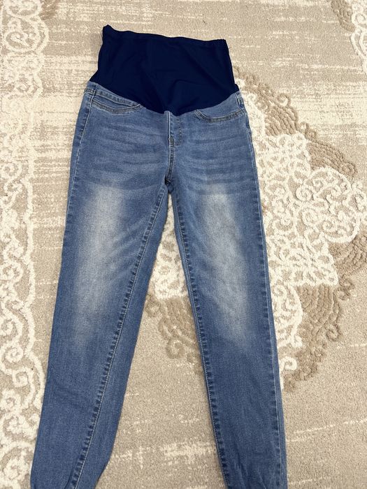 Blugi gravide noi fara eticheta