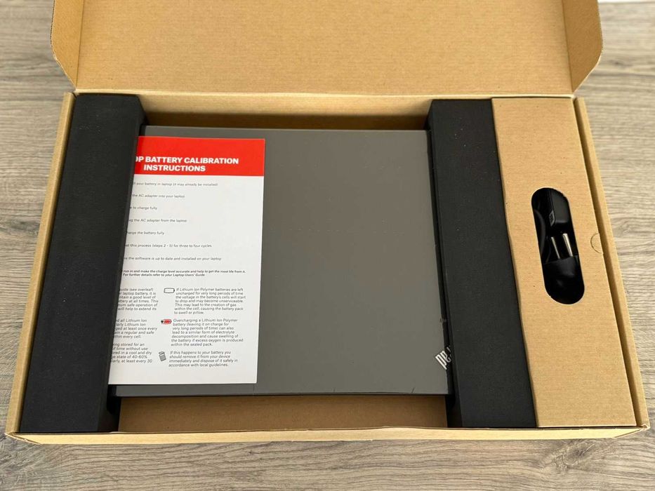 Premium Реновиран лаптоп Lenovo ThinkPad T490 i5/8/256 - нова батерия