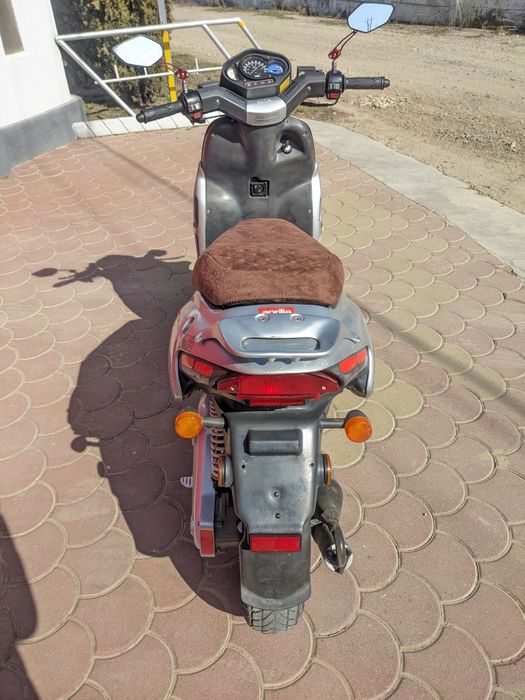 Scuter  aprilia 49 cm  2 timpi minarelli