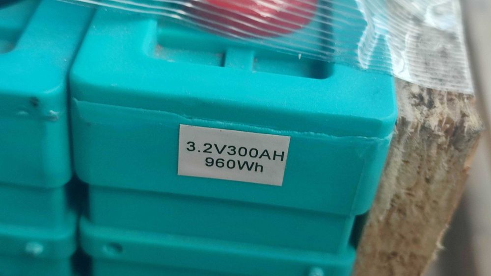 Baterie LiFePo4 stare exceptionala 12V 300 Ah