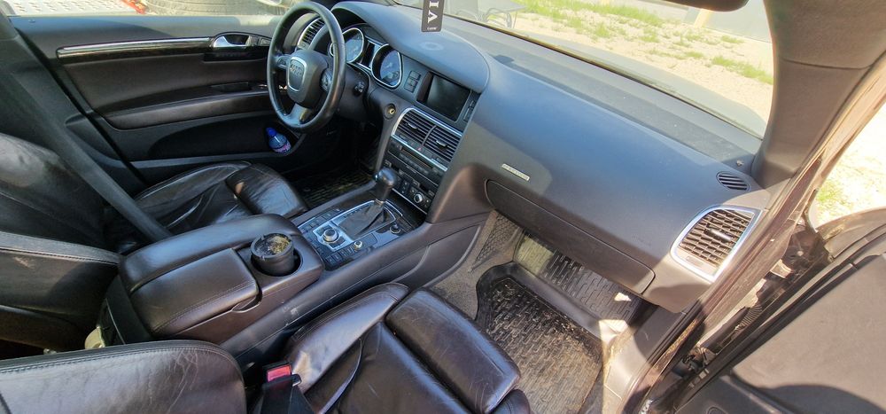 Audi Q7 4.2 бензин