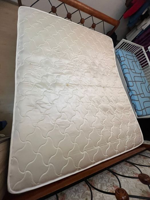 СрочноПродам матрац в отличном состоянии