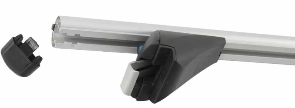 Напречни греди 135 см за интегрирани релси на покрива. Багажник
