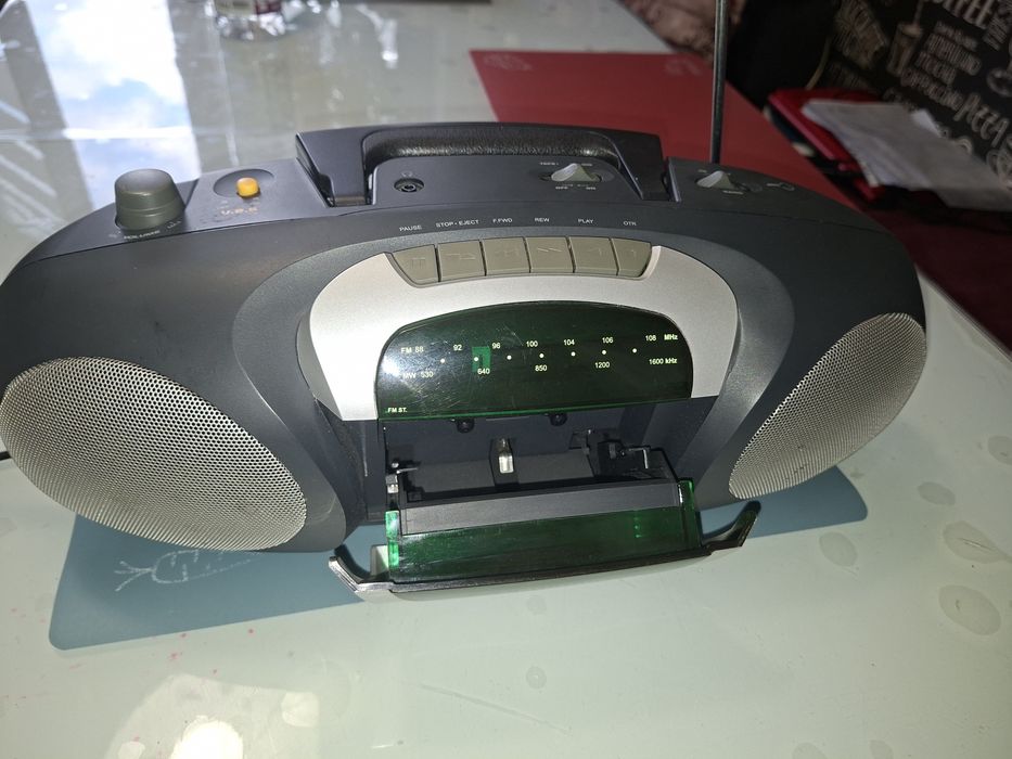 Radiocasetofon Grundig RR316, perfect funcțional,  sunet puternic , Stereo