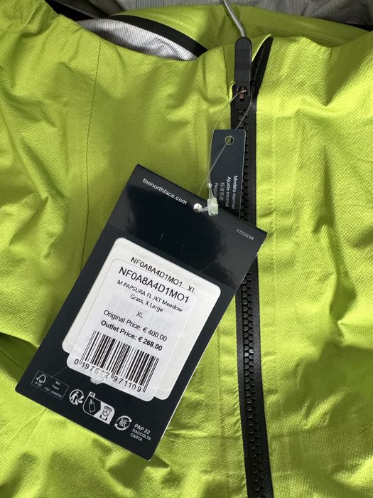 Geaca The Noth Face XL noua