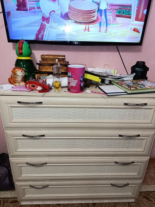 Спальный гарнитур