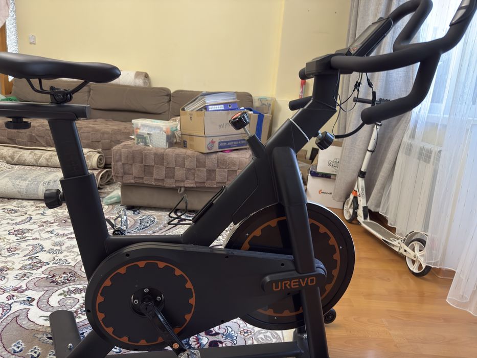 Велотренажёр UREVO для дома