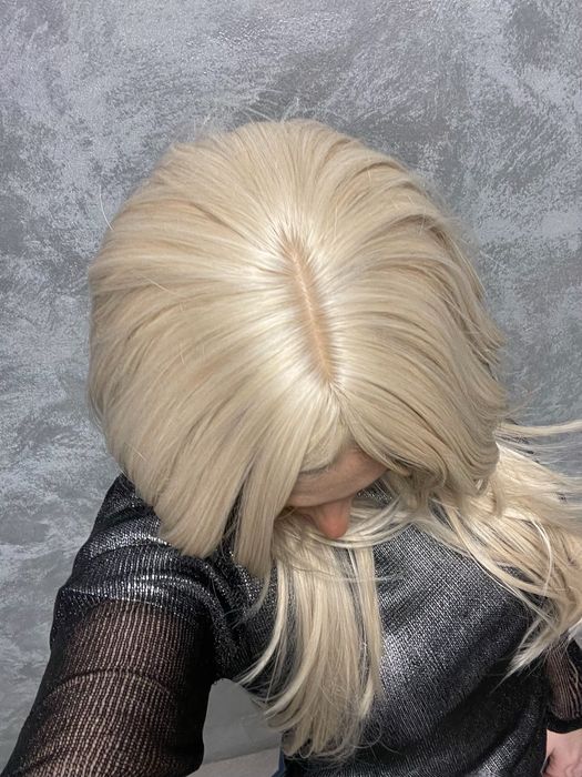 Peruca blond deschis