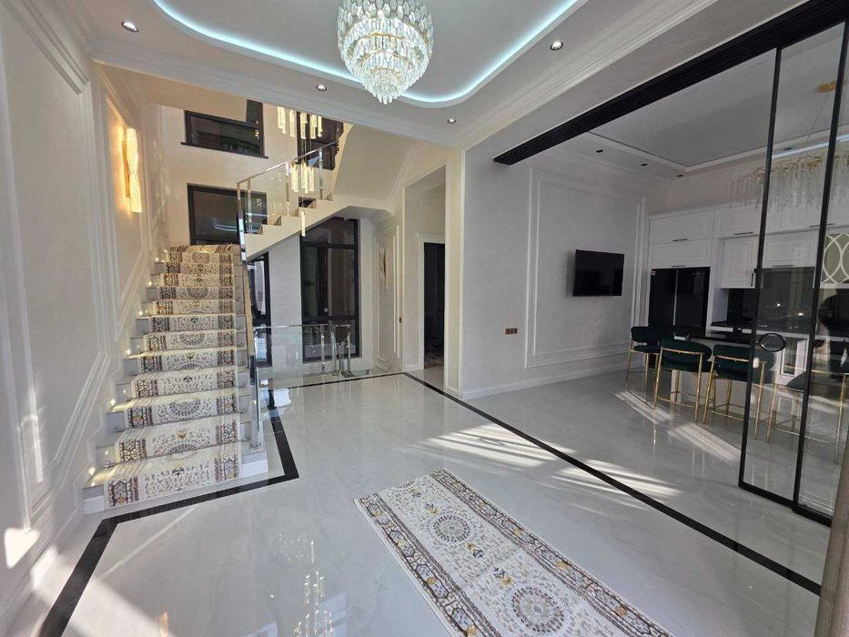 Согдиана янги йул худудида жойлашган 6 хонали ховли сотилади