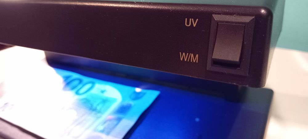 Detector UV pentru bancnote, nefolosit