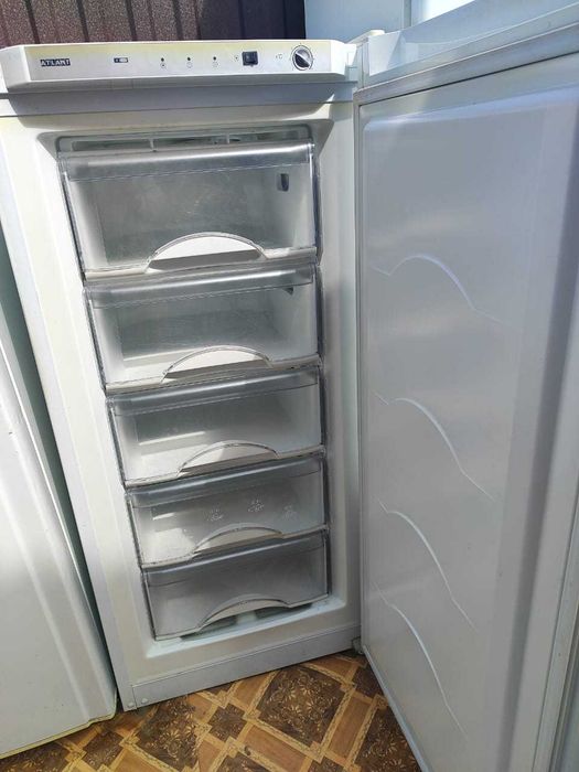 Морозильник Вертикальный Атлант 1,50