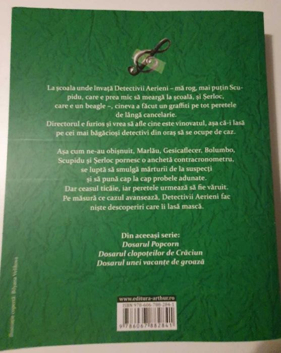 Carte - Dosarul Graffiti(al patrulea caz al Detectivilor Aerieni)