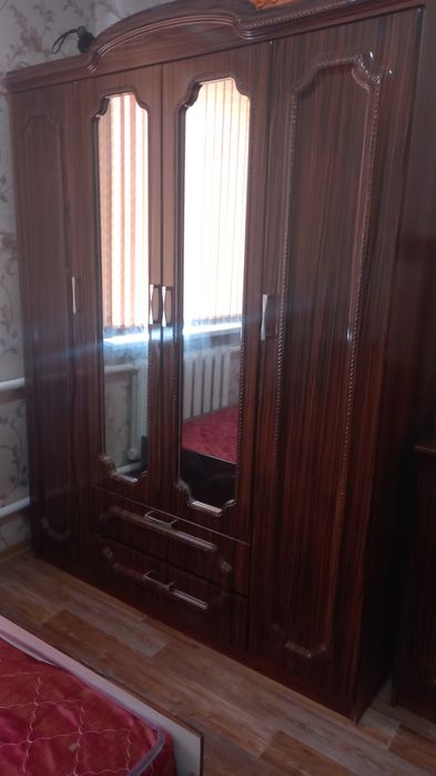 Продам спальни гарнетур