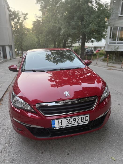 Продава  Пежо 308