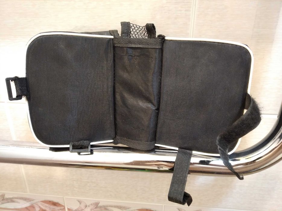 Велосумка. Сумка для велосипеда. Велосипедная сумка.