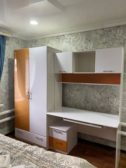 Продам шкаф+компьютерный столик