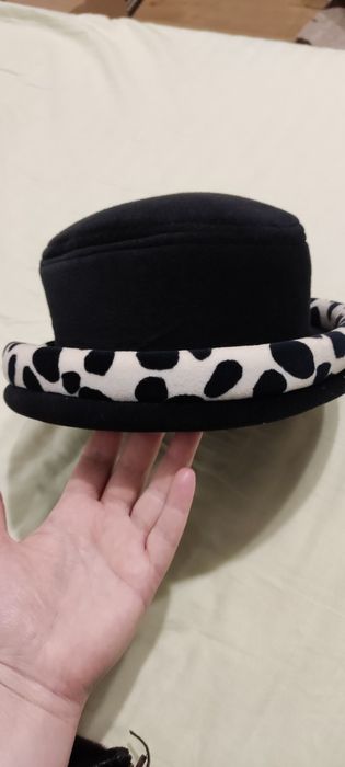 Pălării  am  2  bucați