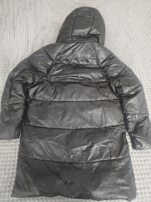 Продам куртку женскую зима
