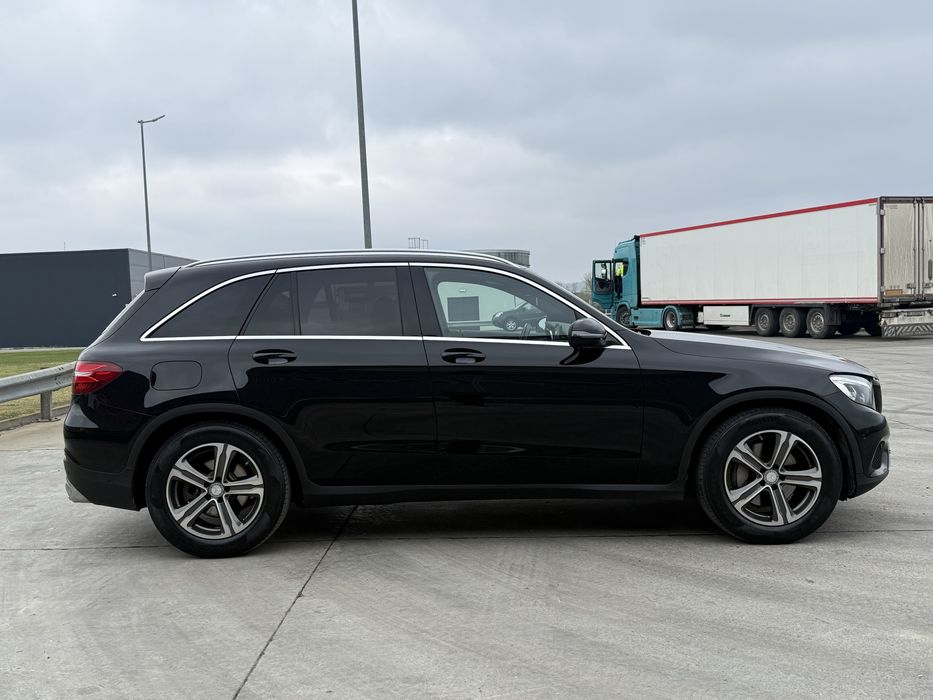 Pret 19.999 Euro sau SCHIMB.  Mercedes GLC ByTurbo 204 cp PERNE AER