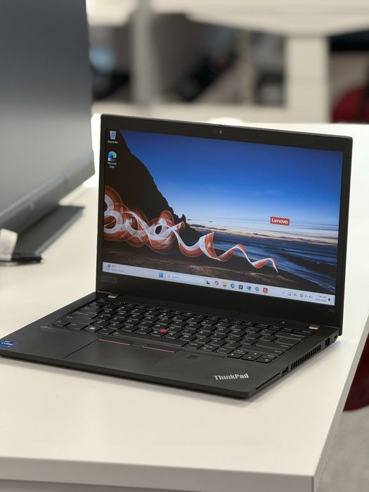 ThinkPad T14 Gen 2i IMPECABIL – i7, 16GB RAM, 1TB SSD, baterie 58 cicluri