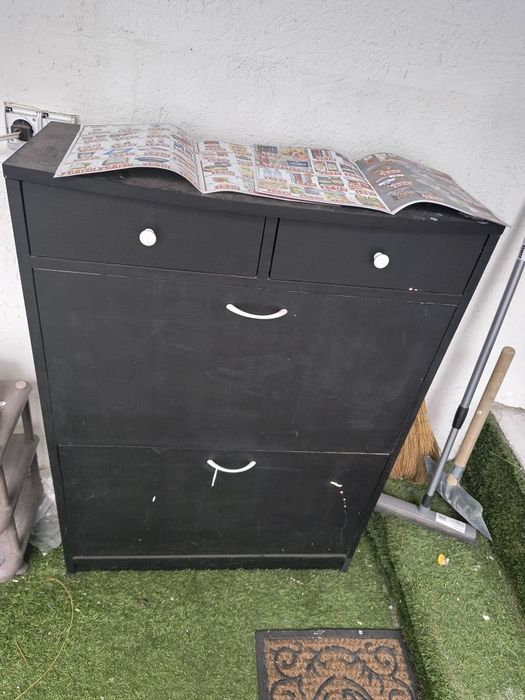 Шкаф за обувки  много здрав