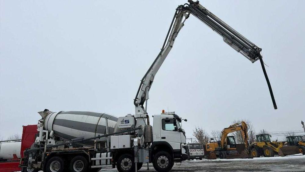 Autobetoniera Volvo FMX 500,cu pompa