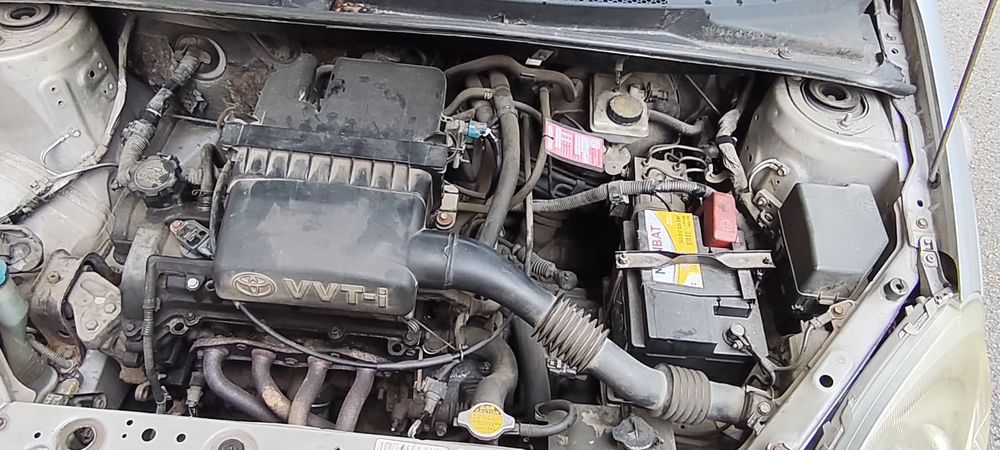 Toyota yaris 2001