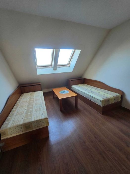 Дава се под наем Двустаен апартамент в Свищов - 68 кв.м за 199.41 € - Снимка #1