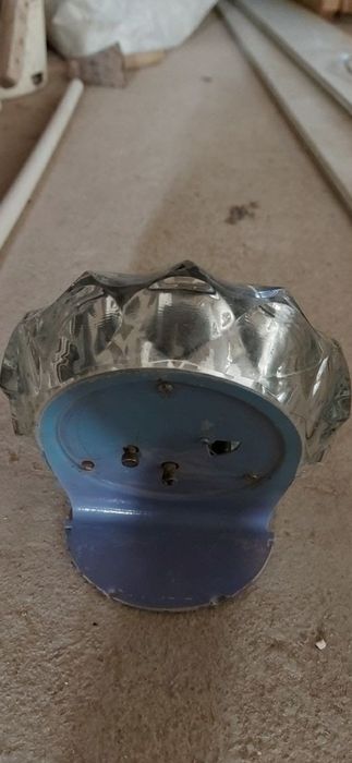 Hurustal soat. Holati yahshi.