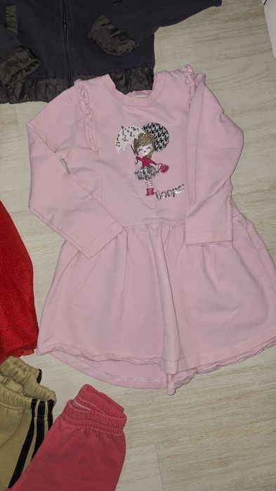 Голям лот дрешки подходящи за зимата за 5-6 години