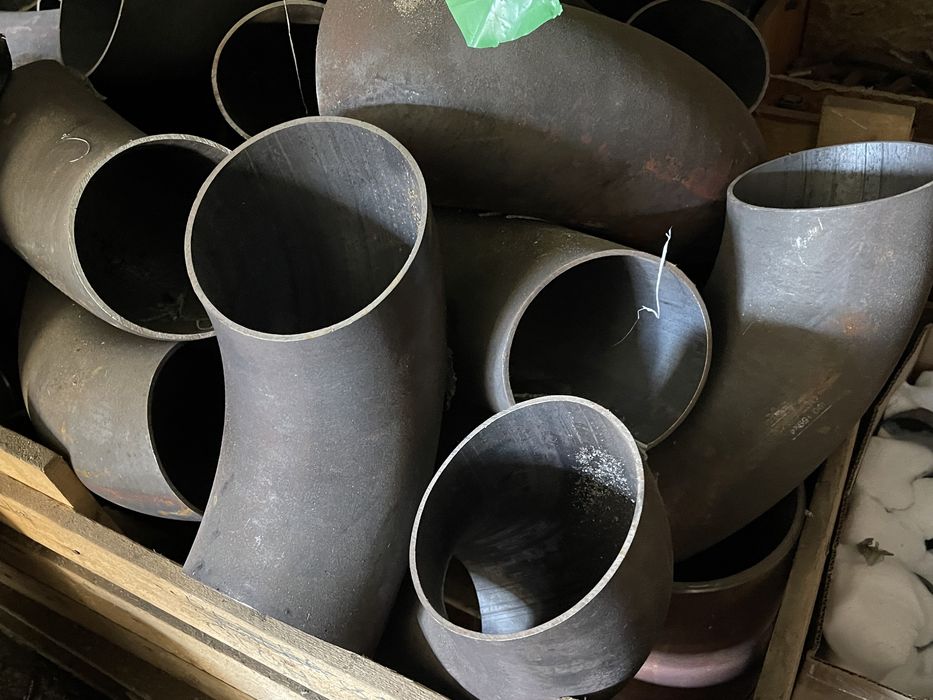 Продам люки, отводы, фланцы