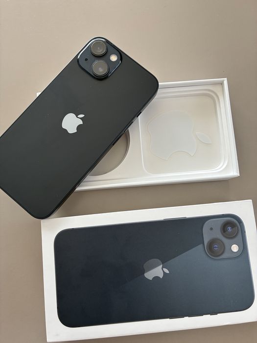 iPhone 13 черен 128 GB