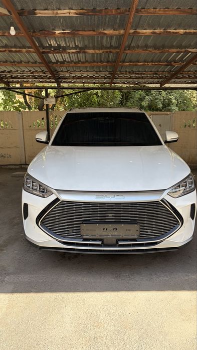 Продаю BYD cong plyus