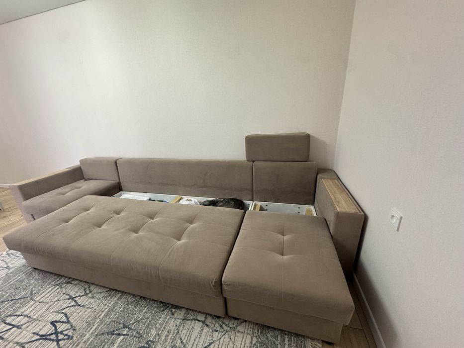 Продам диван в гостиную