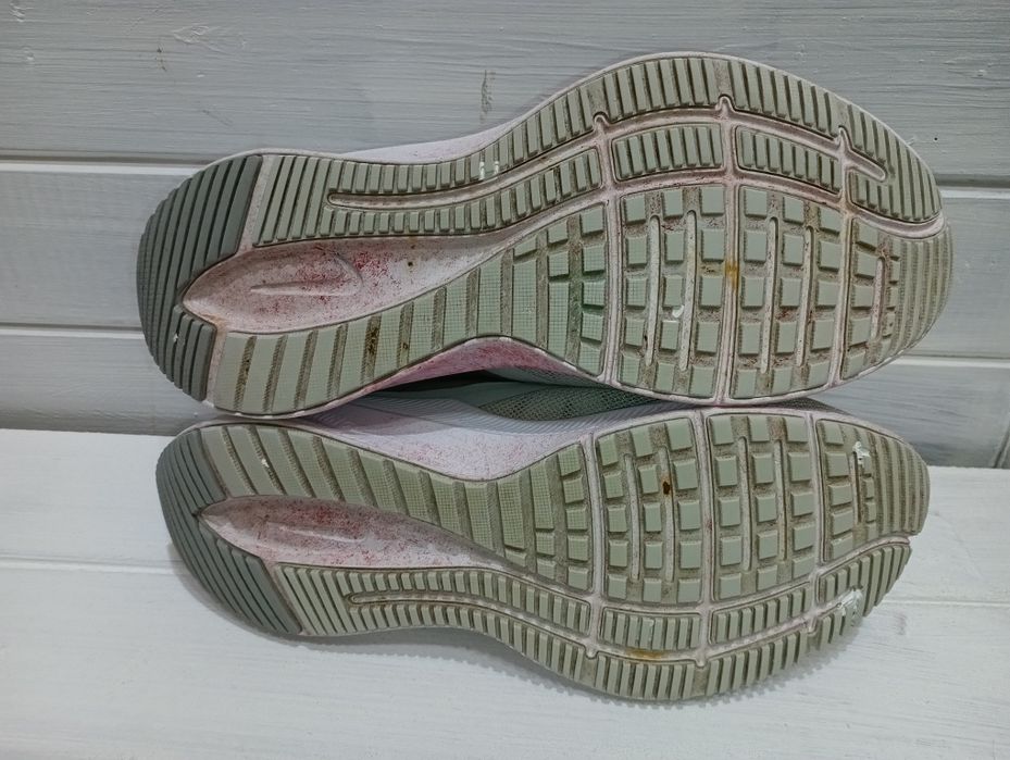 Nike Quest 3 N 40,5 - 29 лв