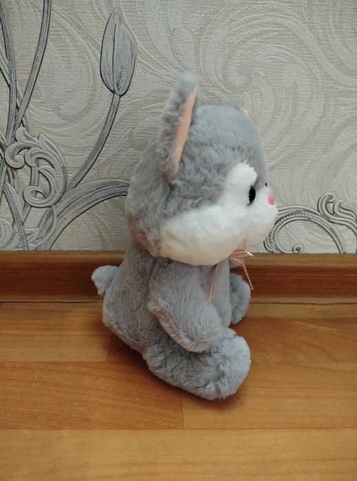 Серая кошка мягкая игрушка