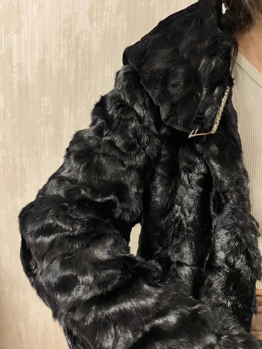 Продается норковая шуба.