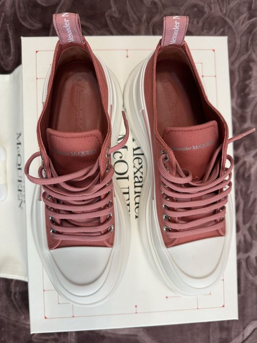 Sneakers damă Alexander McQueen Tread Slick culoare roșu-coral si alb
