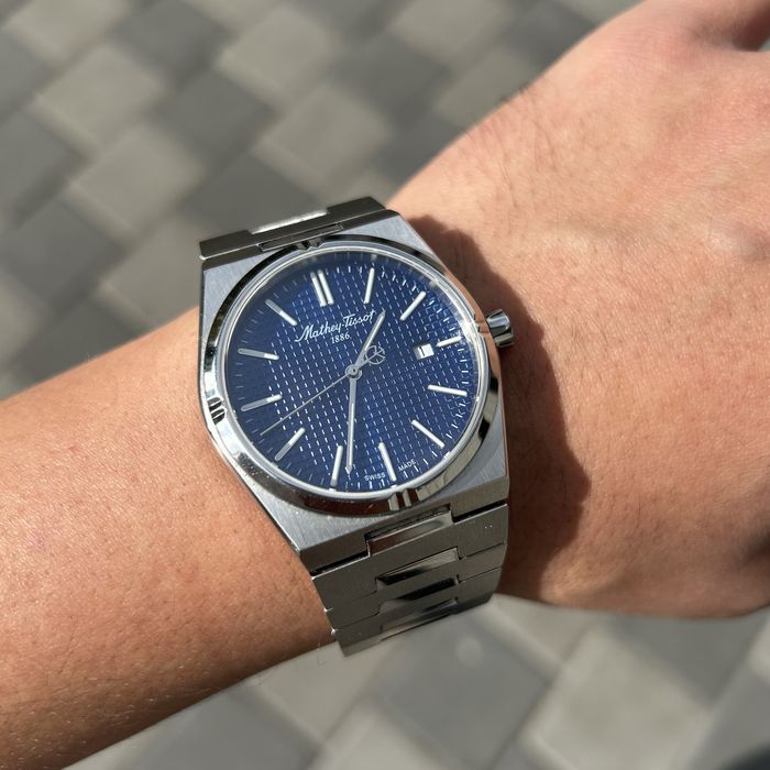 Швейцapские часы Mathey-Tissot Zeus (Swiss Made) в стиле PRX. Оригинал