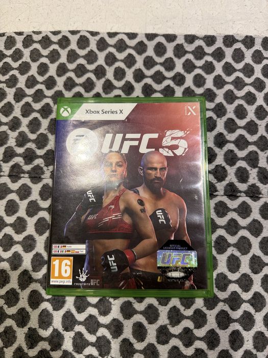 Продавам игри за Xbox series x